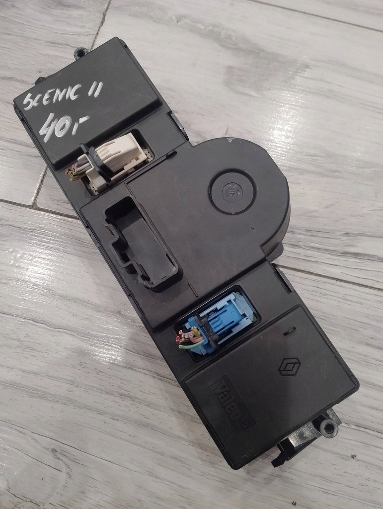 фото №3, Панель обдув кондиционера scenic ii renault 8200501461