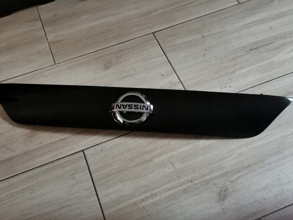 фото №1, Накладка крышки nissan qashqai 13-