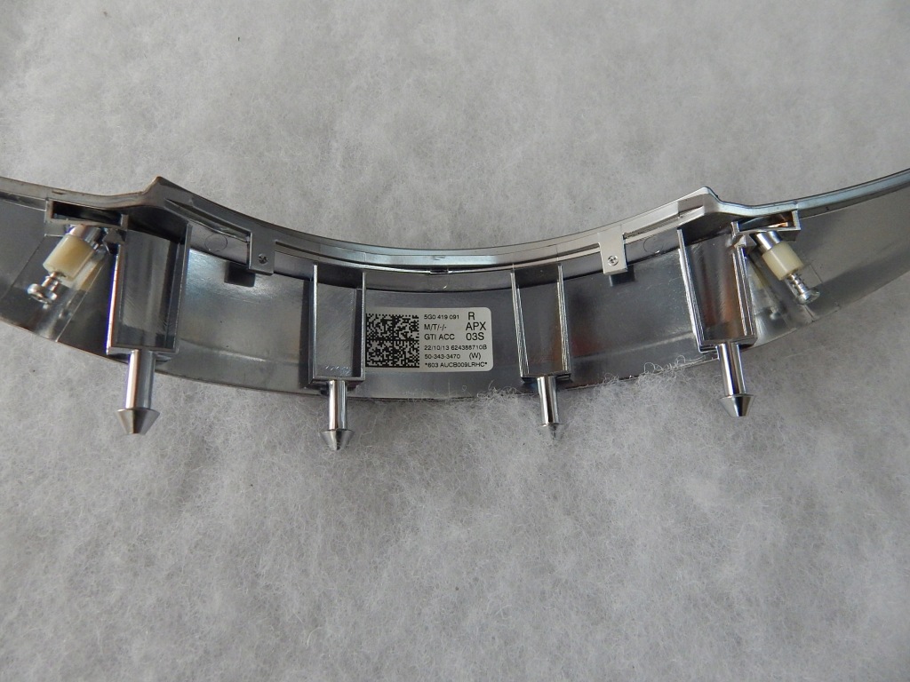 фото №9, Vw golf vii gti - рамка накладка руля 5g0