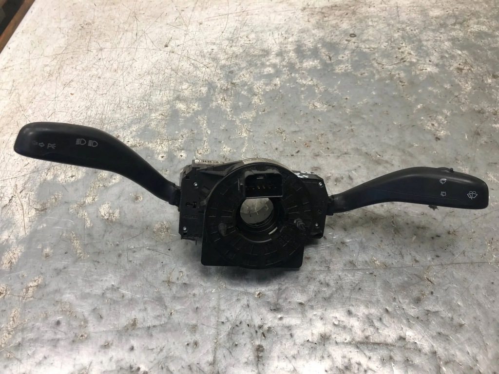 фото №1, Перемикач комбінований vw polo iv 9n lift 6q0953503ce