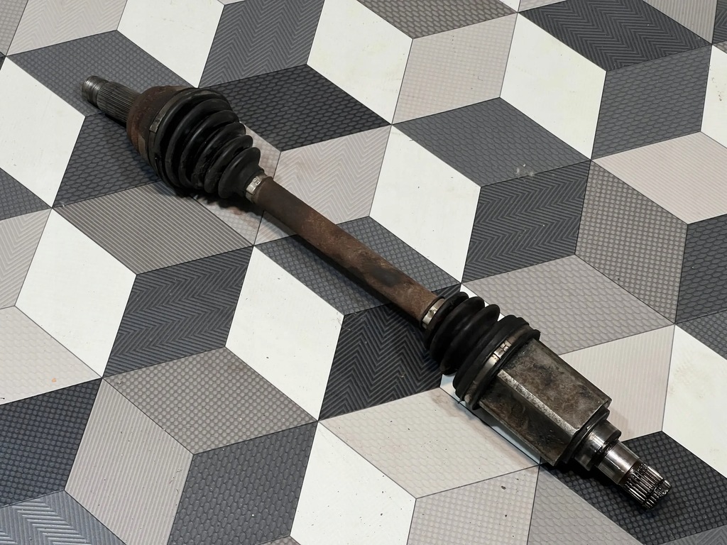 фото №1, Bmw f15 f16 n57 x5m50d x6m50d привідний вал перед передня ліва доставка безкоштовно