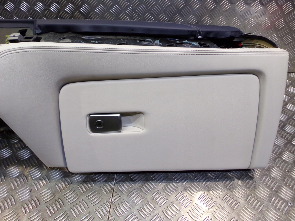 фото №16, Bmw x5 g05 x6 g06 g07 приборная панель приборная панель  кожа nachtblau elfenbein