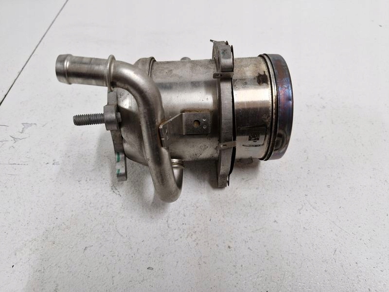 фото №1, Renault trafic iii vivaro b talento ii 2.0 dci радіатор вихлопних газів 147354591r