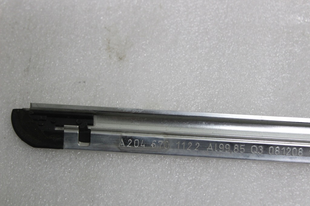 фото №13, Mercedes glk x204 молдинг стекло багажника накладка левая хром a2046701122