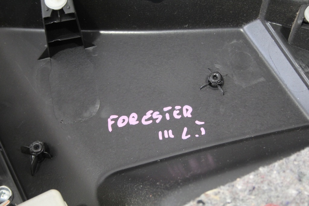 фото №5, Оббивка обшивка двері лівий задня subaru forester iii 3