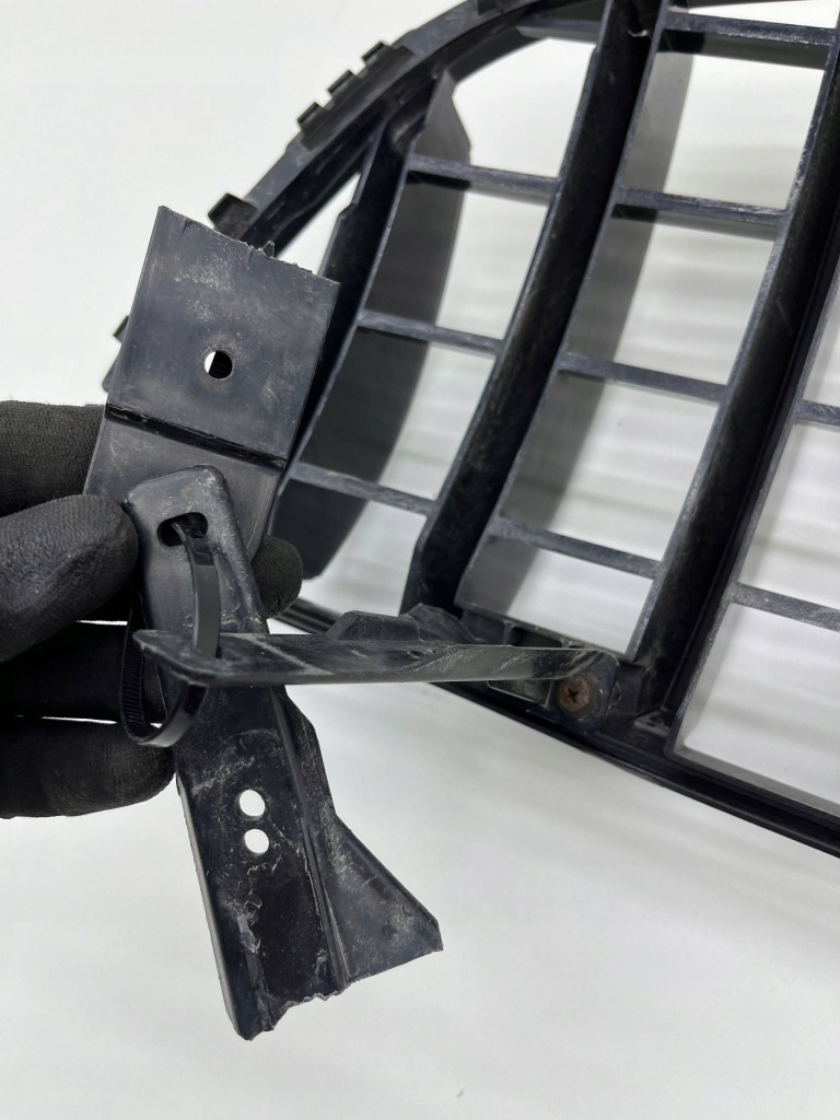 фото №10, Mercedes glc x253 amg решітка радіатора решітка радіатора бампера a0008880160