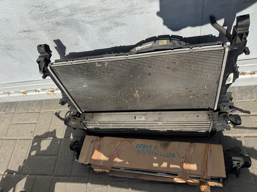 фото №13, Opel corsa e капот бампер лампи крила перед радіатор