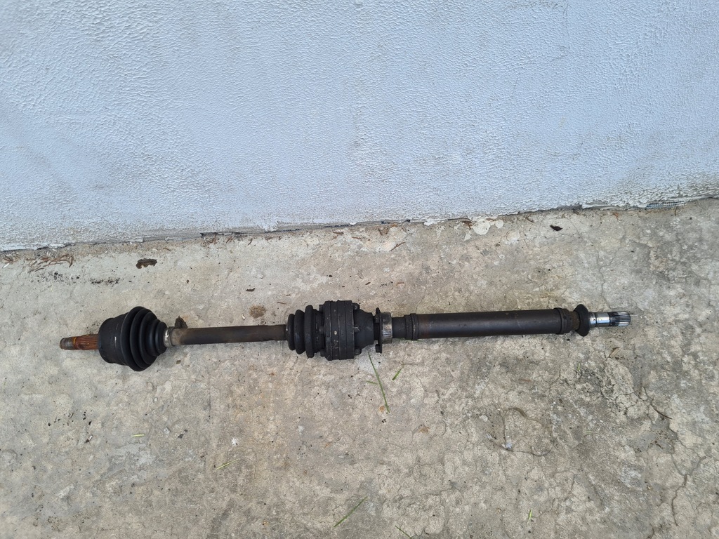 фото №1, Приводной вал правая alfa romeo 156 147 gt 2,0