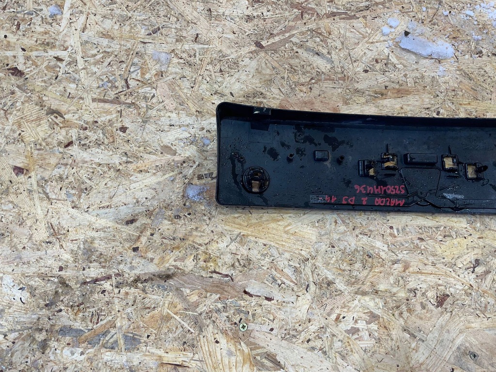 фото №10, Mazda 2 dj iii 3 14- молдинг рамка номерного знака реєстрації бампера перед