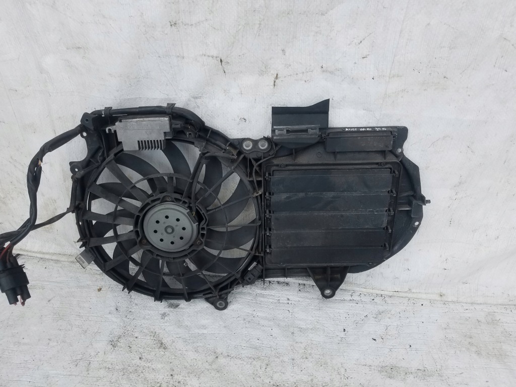 фото №1, Вентилятор радиатора audi a4 b7 3.2 fsi 8e0121205h