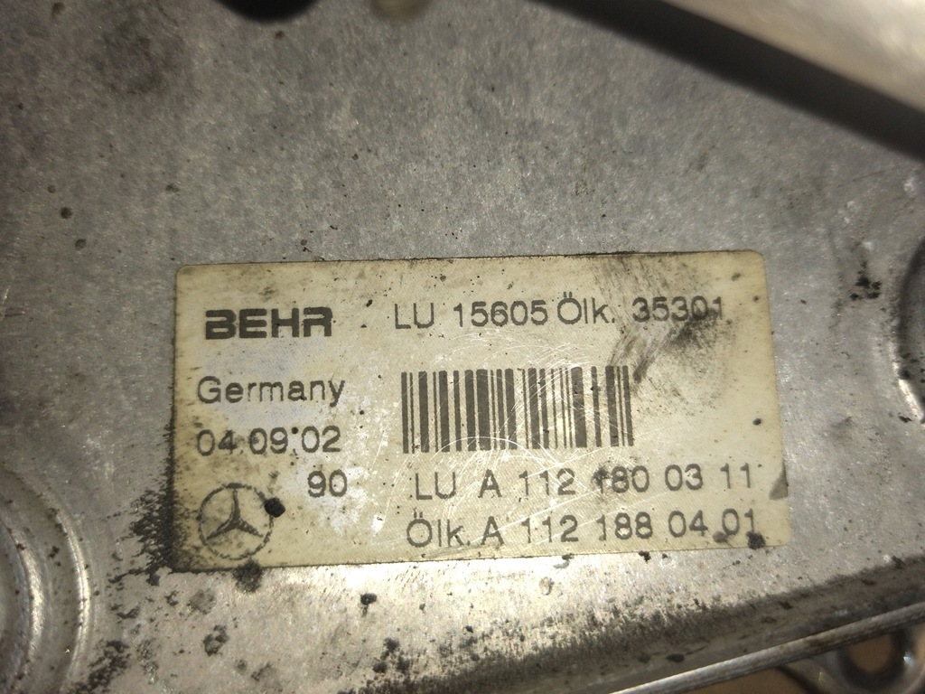 фото №5, Радіатор оливи - mercedes v8 5.0 | a1121800311