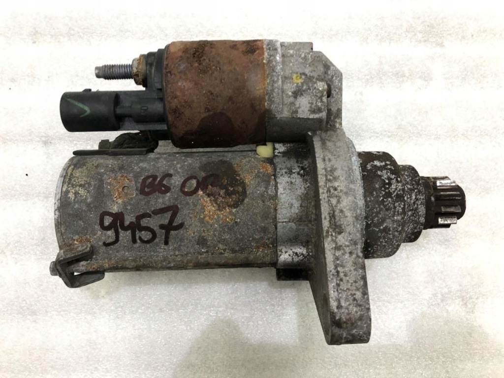 Купити Стартер vw passat b6 1.4tsi 0am911023b