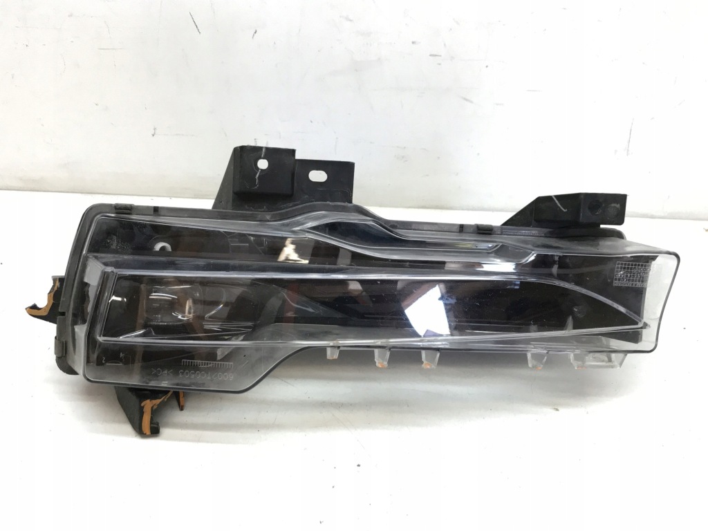 фото №1, Tesla 3 протитуманна фара передній лівий led 1077395-00-d