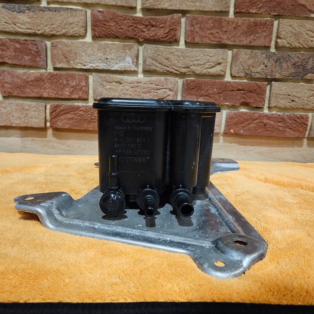 фото №1, Audi rs6 c8 фильтр угольный 4no