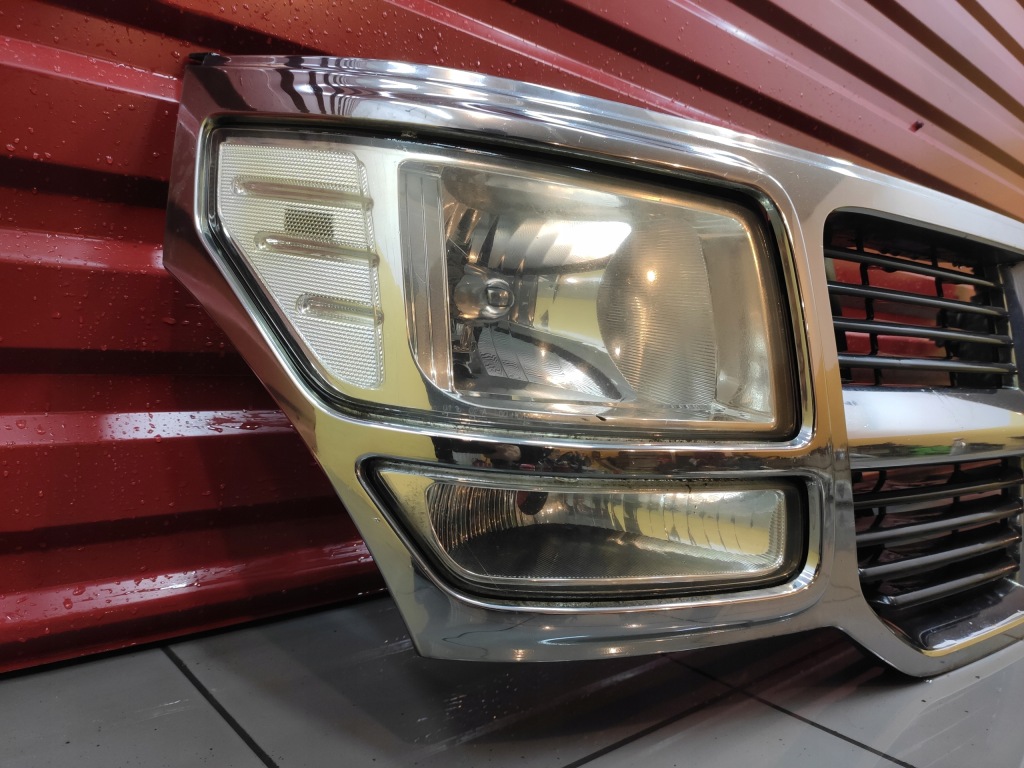 фото №1, Dodge nitro 08- лампа правый перед правая передняя оригинал uk