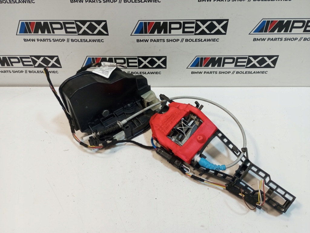 фото №1, Bmw x3 f25 x4 f26 замок дверь левый перед 7202149