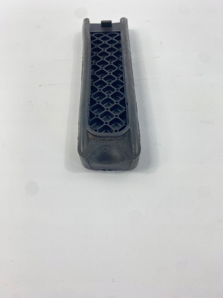 Гумовий елемент накладка педалі газу mercedes w124 1233010082 Київ