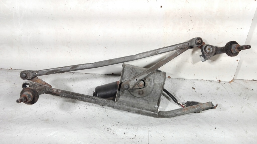 фото №1, Механизм дворник перед mercedes vito w638