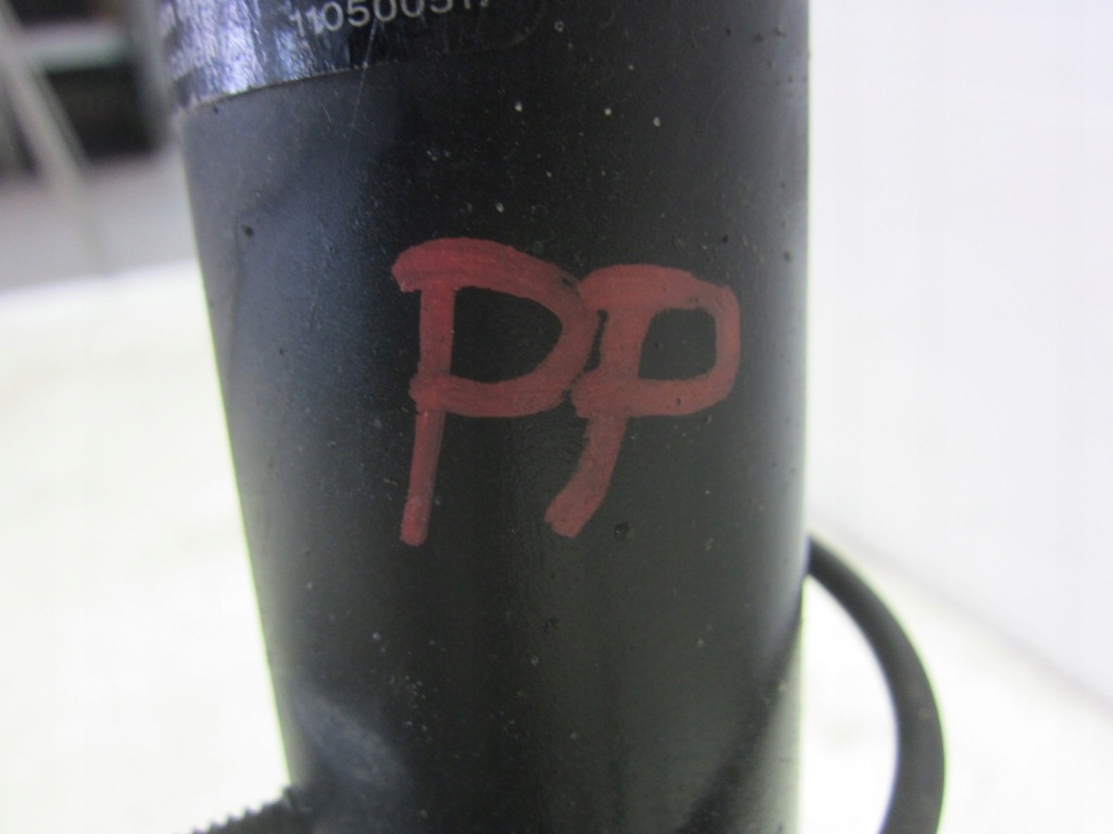 Bmw z3 e36 поворотний кулак права передня правий перед амортизатор 31211092080 в Україні