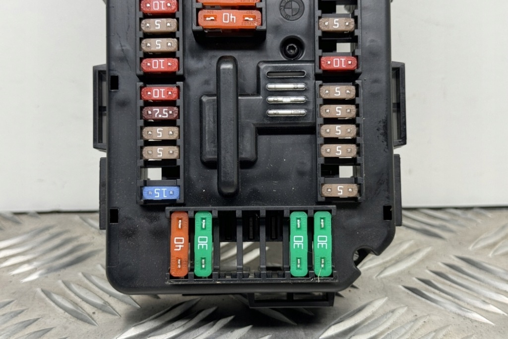 фото №10, Коробка предохранителей bmw 3 gran turismo f34 9337879 2.0l дизель 160kw