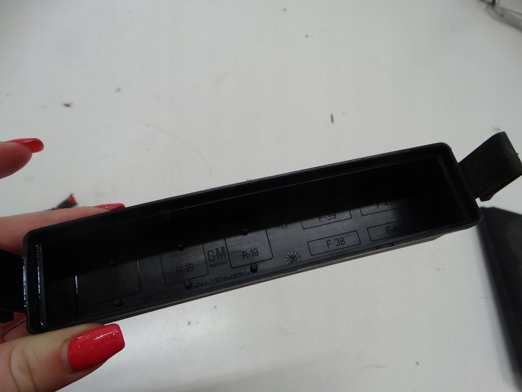 фото №12, Коробка предохранителей opel vectra c 24438885