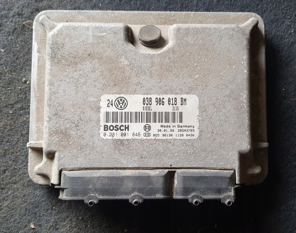 фото №1, Блок керування двигуна 06a906018bm bosch