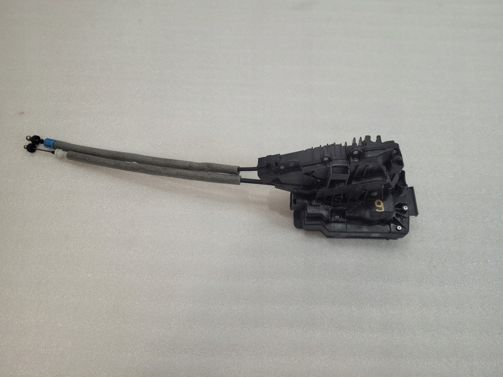 фото №1, Замок двері правий перед mercedes w223 a2230030809