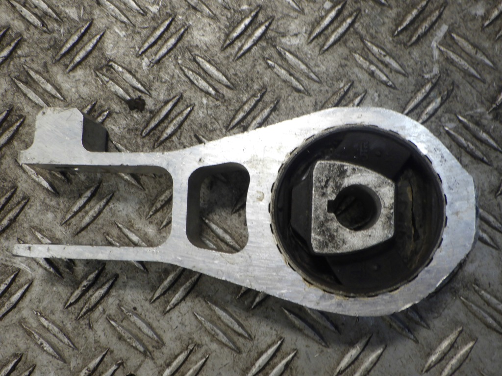 фото №2, Кронштейн подушка кронштейн коробки renegade