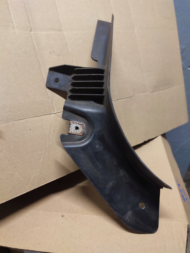 фото №1, Macan 95b 2.0 tfsi брызговик левый задняя защита