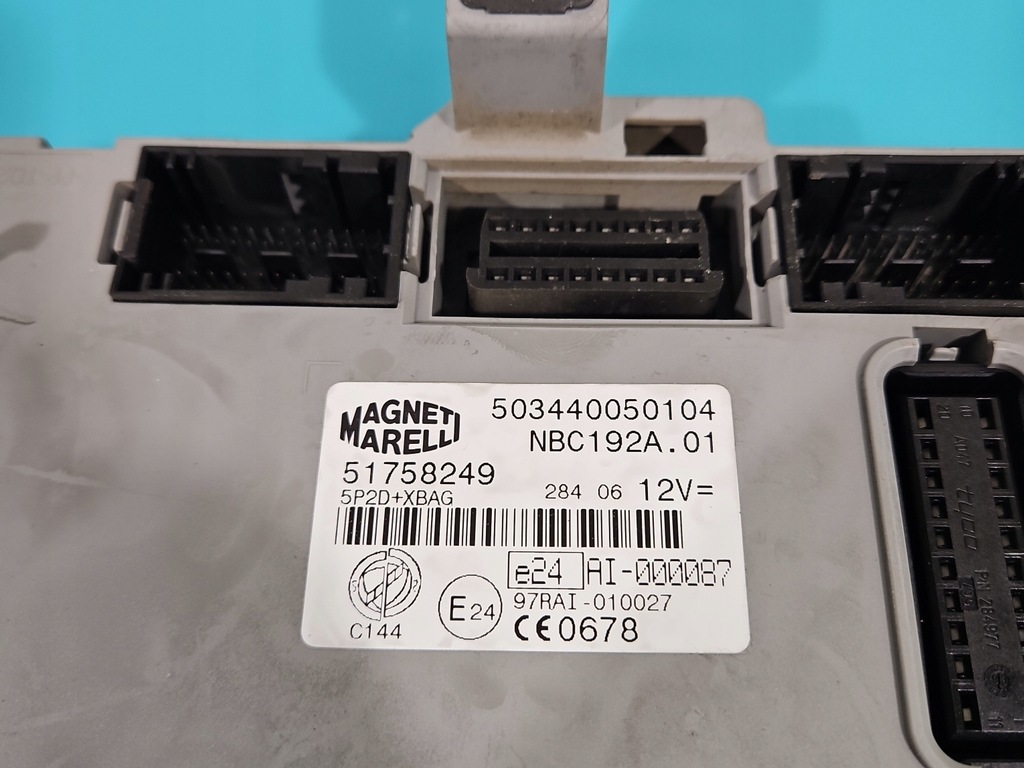 фото №9, Бортовой компьютер блок управления двигателя 55354616 fiat stilo 1.6 16v