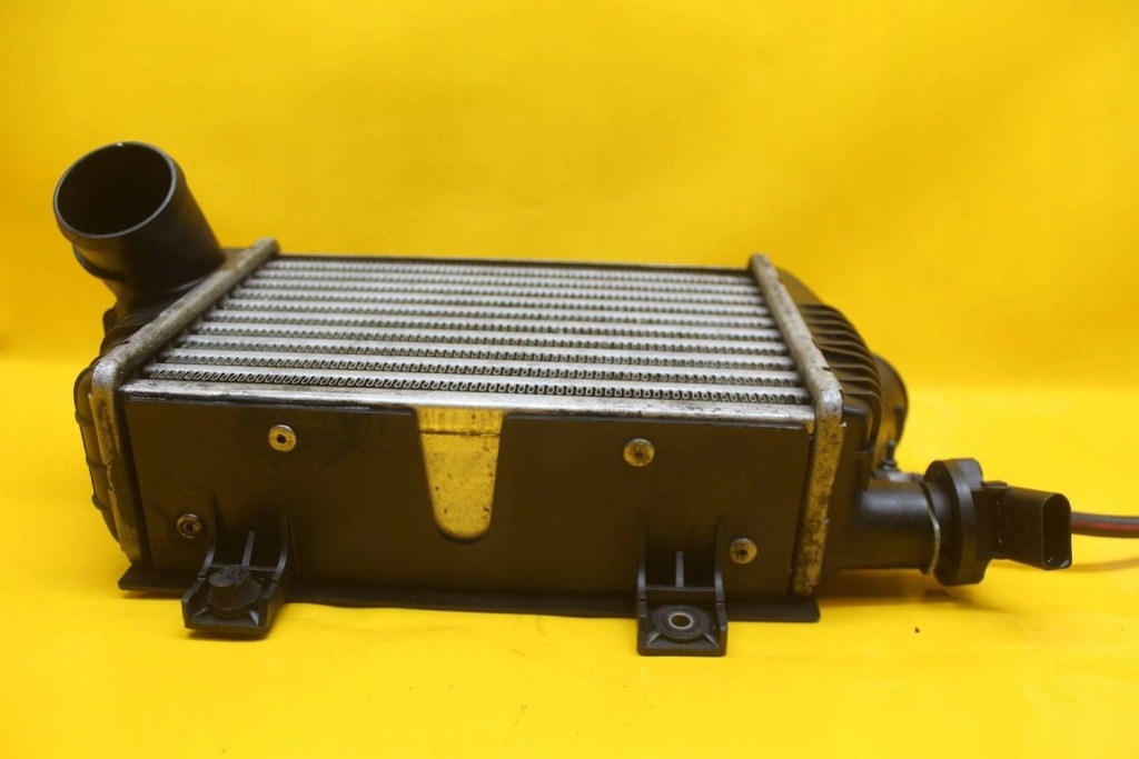 фото №9, Радіатор повітря інтеркулер vw transporter t4 multivan 701145805a