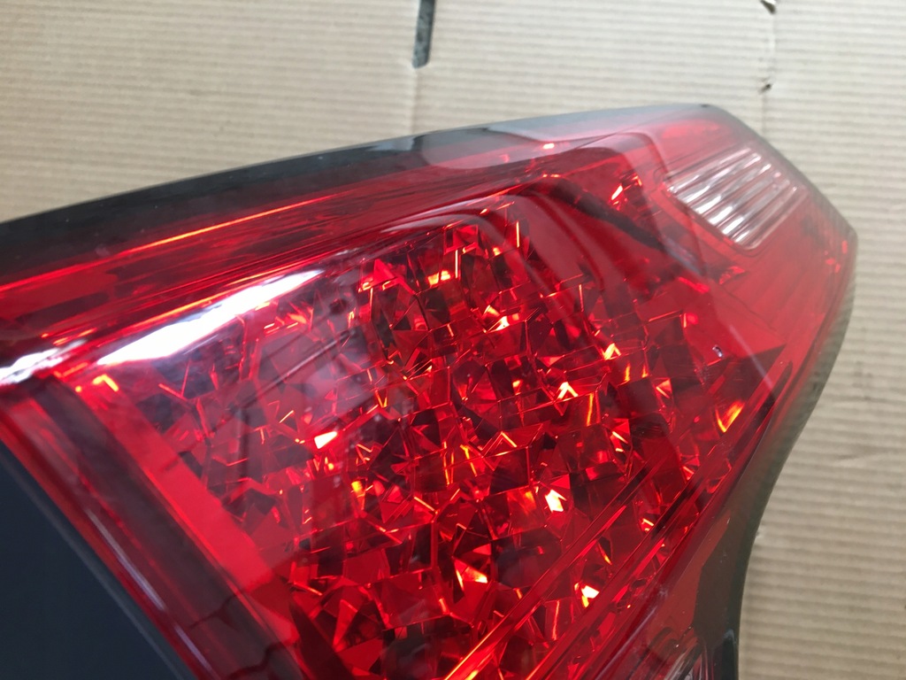 фото №7, Honda hr-v ii 15- лампа левая левый задняя с крышки багажника europa