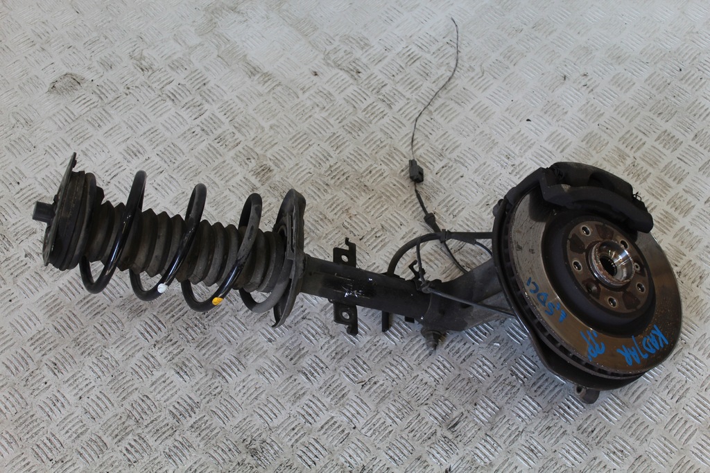 фото №1, Поворотный кулак правый перед kadjar