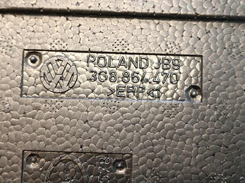 фото №12, Vw arteon 1.4 ehybrid 2022 r вкладиш багажника домкрат ключ вушко буксирувальний