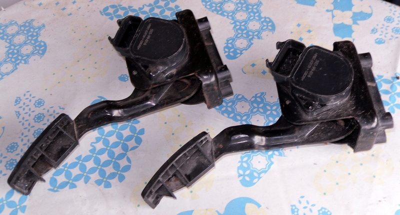 фото №3, Land rover defender td5 педаль +потенциометр