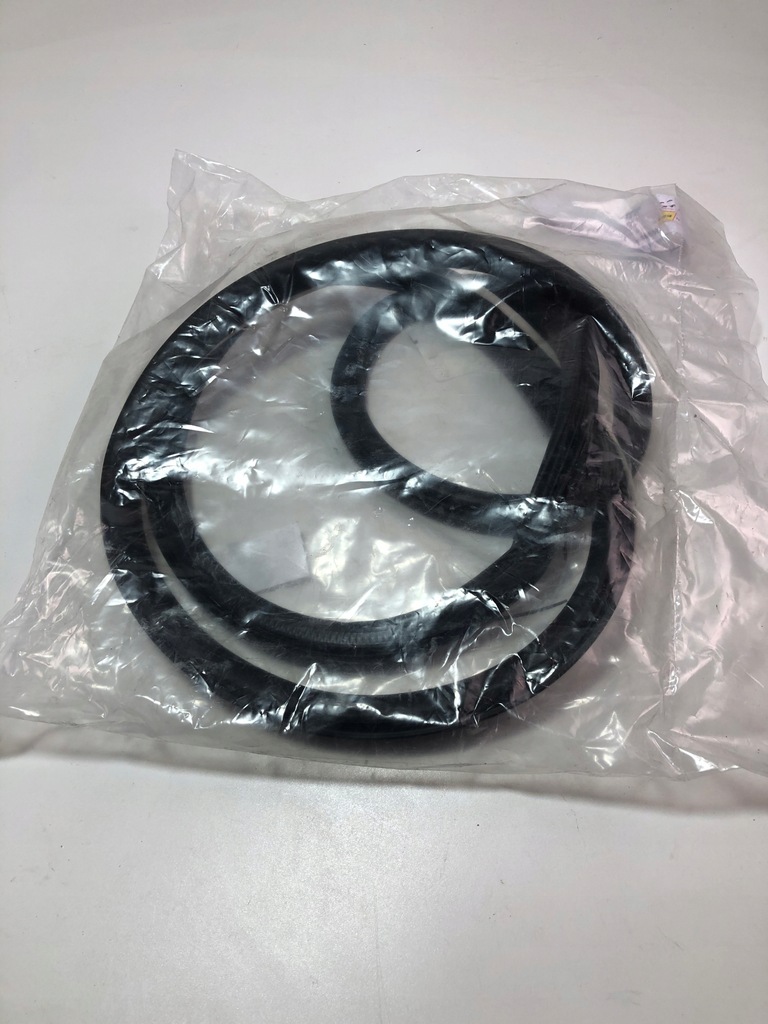 фото №1, Renault talisman прокладка дверь правый задняя