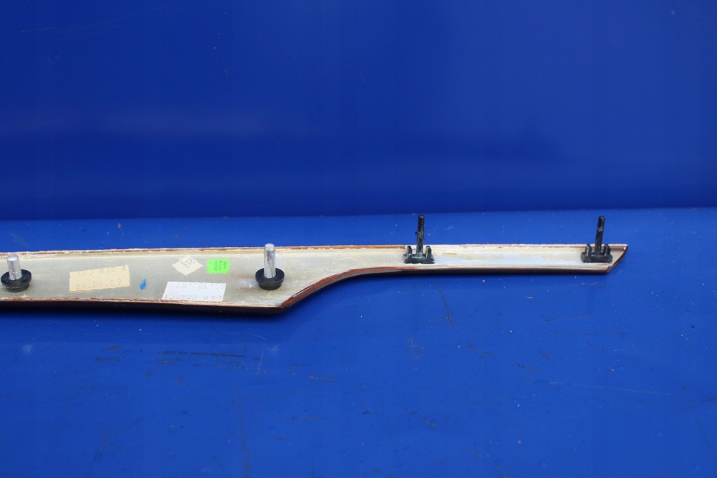 Молдинг правая обивка dekor drewno гайка оригинальный номер mercedes w215 c215 рестайлинг Оригинал