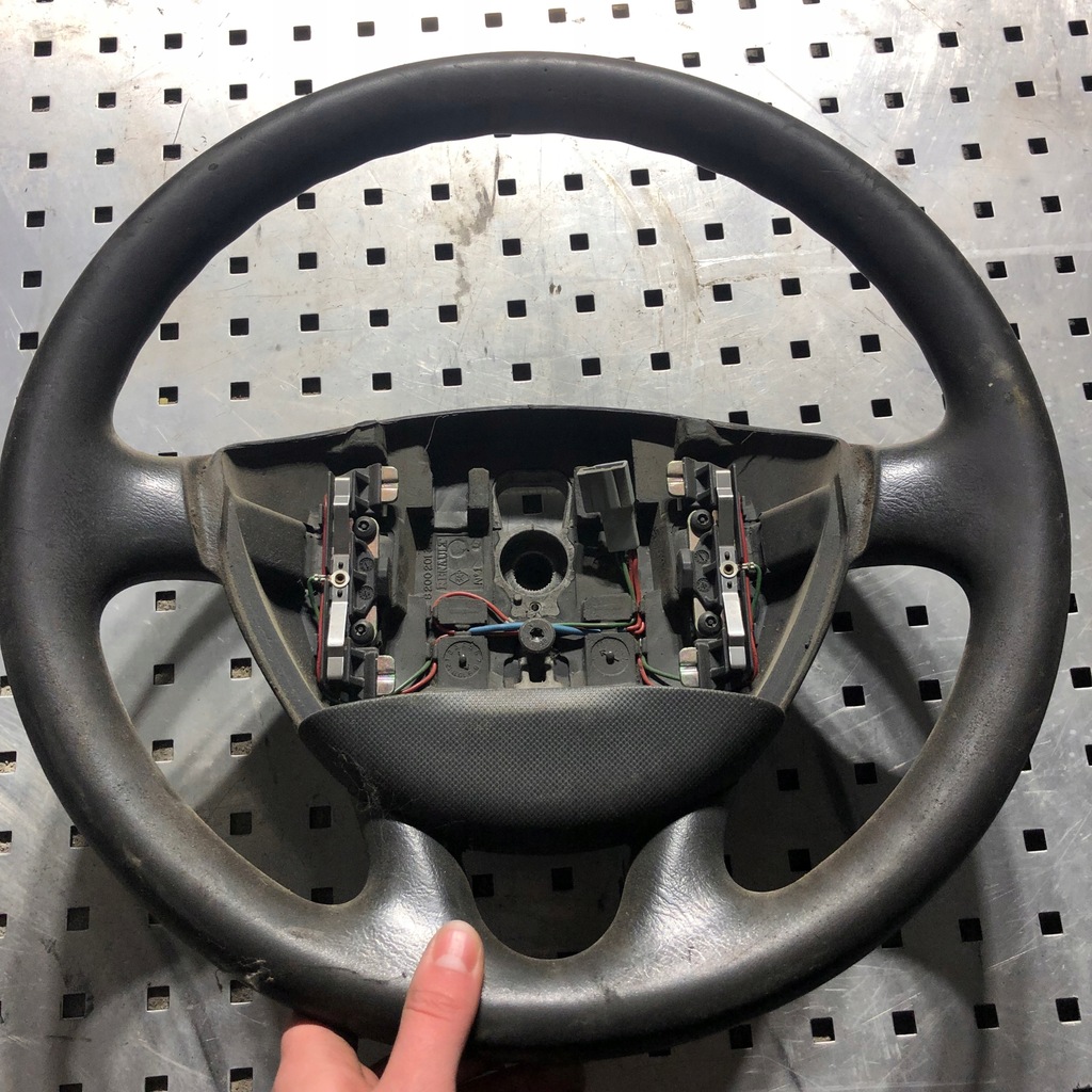 фото №1, Воздуховод renault trafic vivaro 8200201344