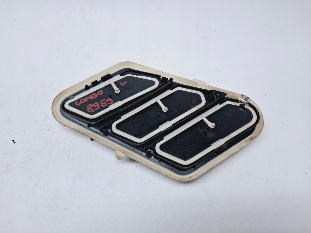 фото №1, Решітка вентиляційна ліва combo e berlingo partner iv 18- #8958