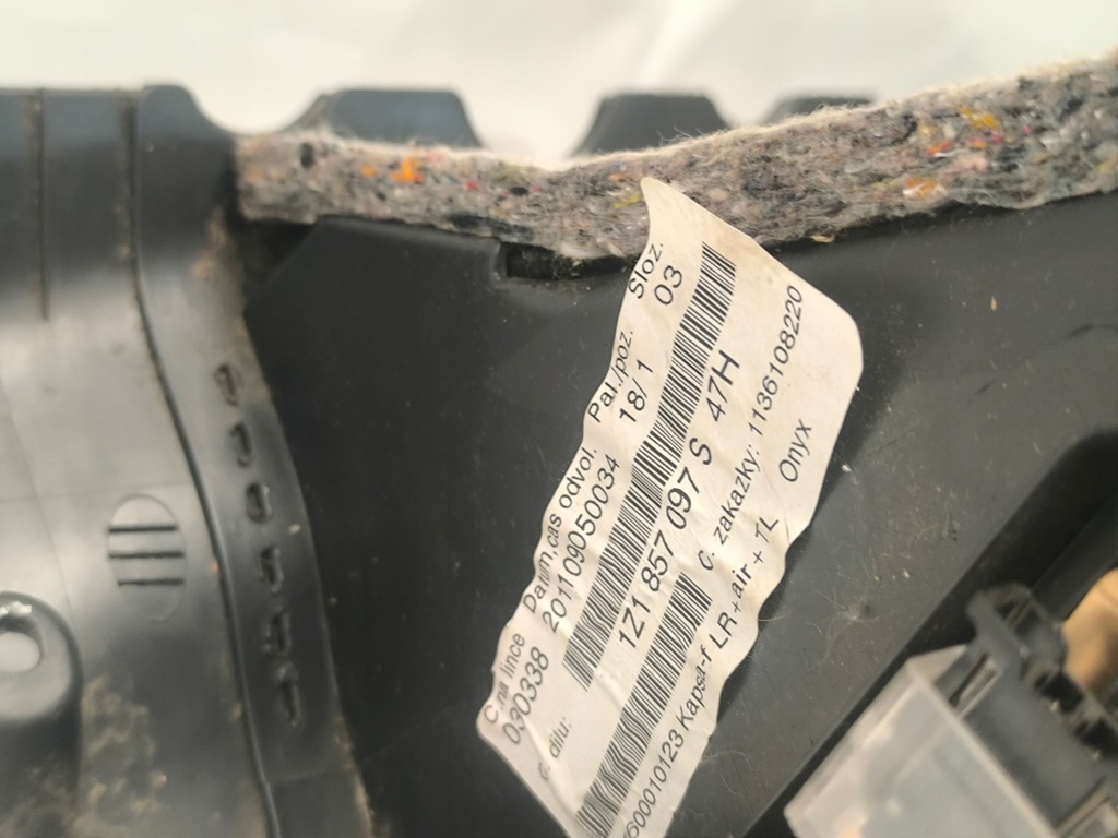 фото №8, Бардачок пасажира octavia ii fl 1.8 2.0 tsi cdaa 08-13 europa 1z1857097s