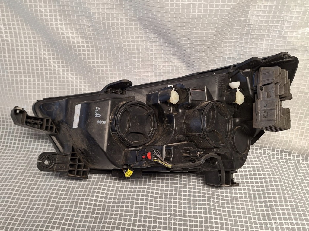 Фара перед правий opel mokka x рестайлінг  16- звичайна + led 42673059 euro Недорого