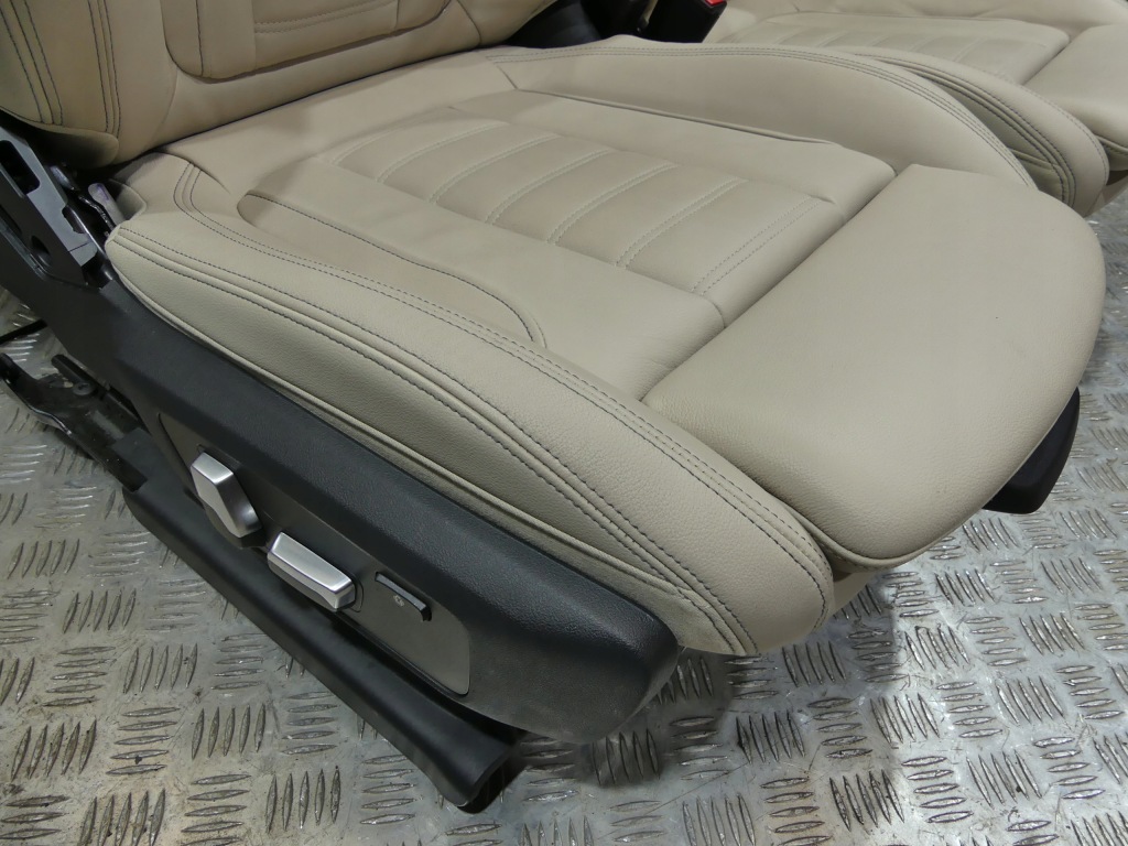 фото №12, Bmw 3 g21 lift sport оббивка сидіння + заднє сидіння підігрів тунель обшивки накладки