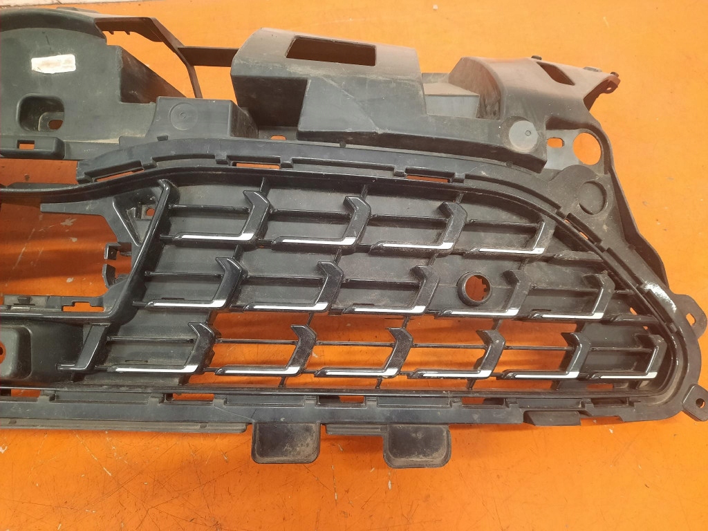 фото №7, Toyota yaris cross решётка радиатора / решётка радиатора 531150d020