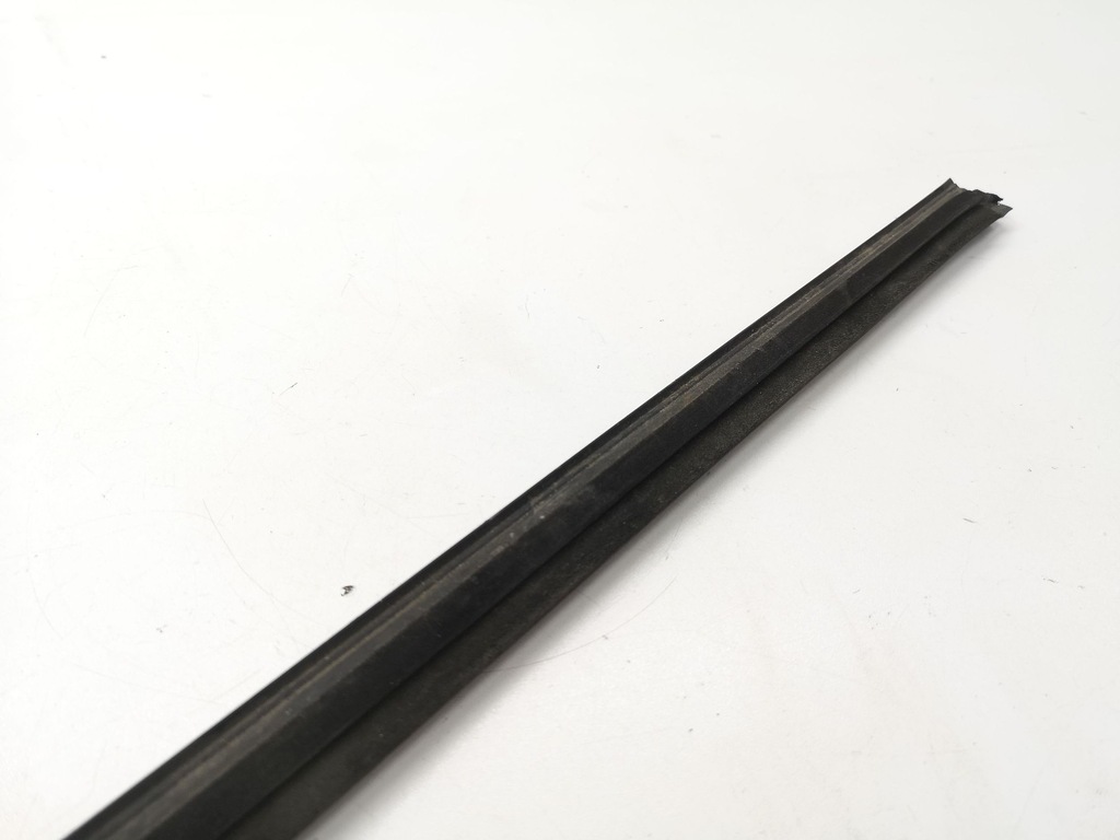 фото №7, Hyundai tucson jm 2007 права сторона накладки