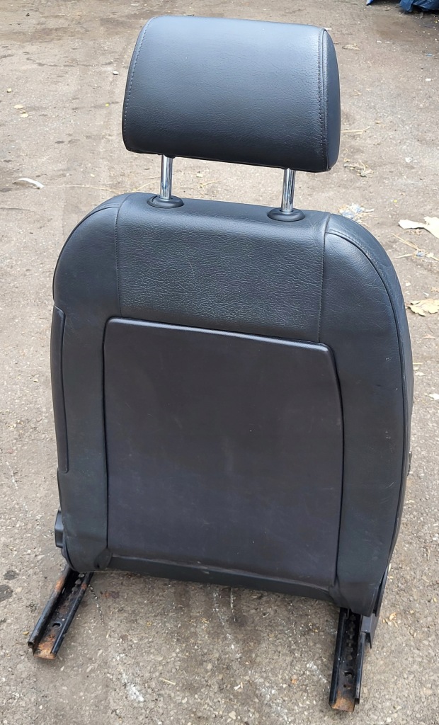 Сиденье левый перед водителя подогреваемый подушка безопасности audi a4 b7 8e оригинальный номер европа  кожа Оригинал