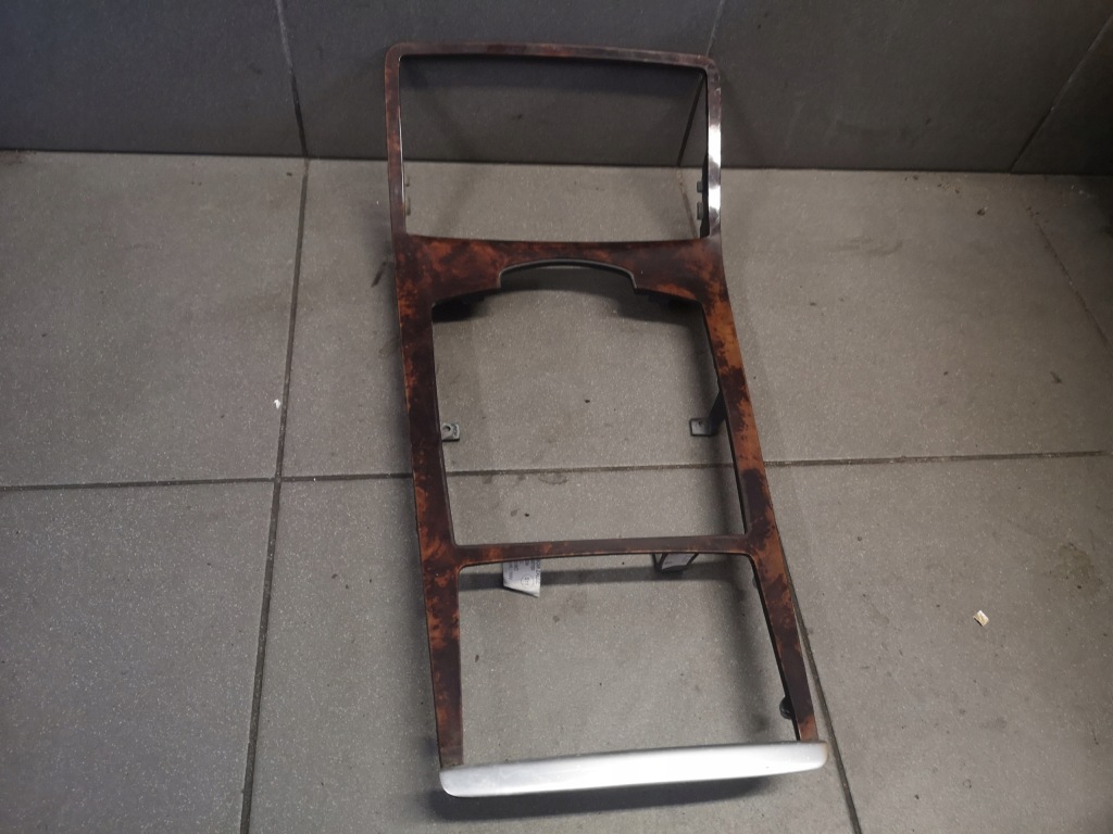 Купить Рамка декоративная  туннель консоли audi a8 d3