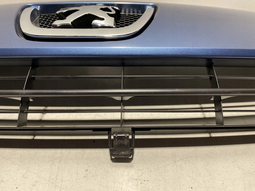 фото №14, Решітка радіатора решітка радіатора радіатора peugeot expert 2 ii сріблястий lata 2007-2014