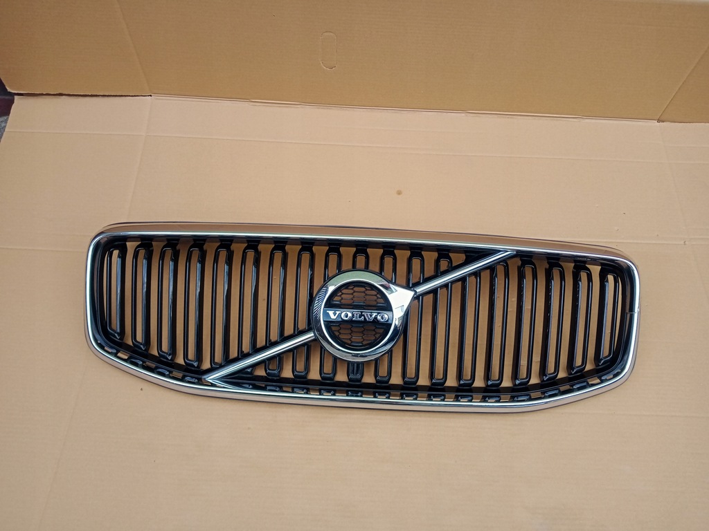 фото №1, Volvo xc60 ii решітка радіатора atrappa 2017r