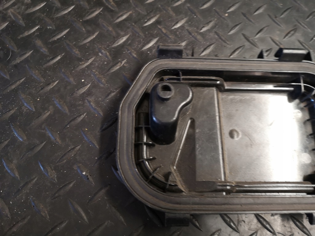 фото №8, Заглушка лампы левый перед audi a6 c6 160163-00l