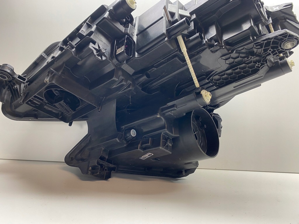 фото №10, Skoda kodiaq лампа правая правый перед передняя full led 566941016e